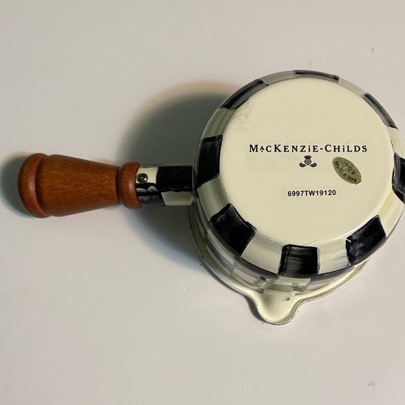 MacKenzie-Childs Courtly Check Enamel Butter Warmer - Picture 4 of 4